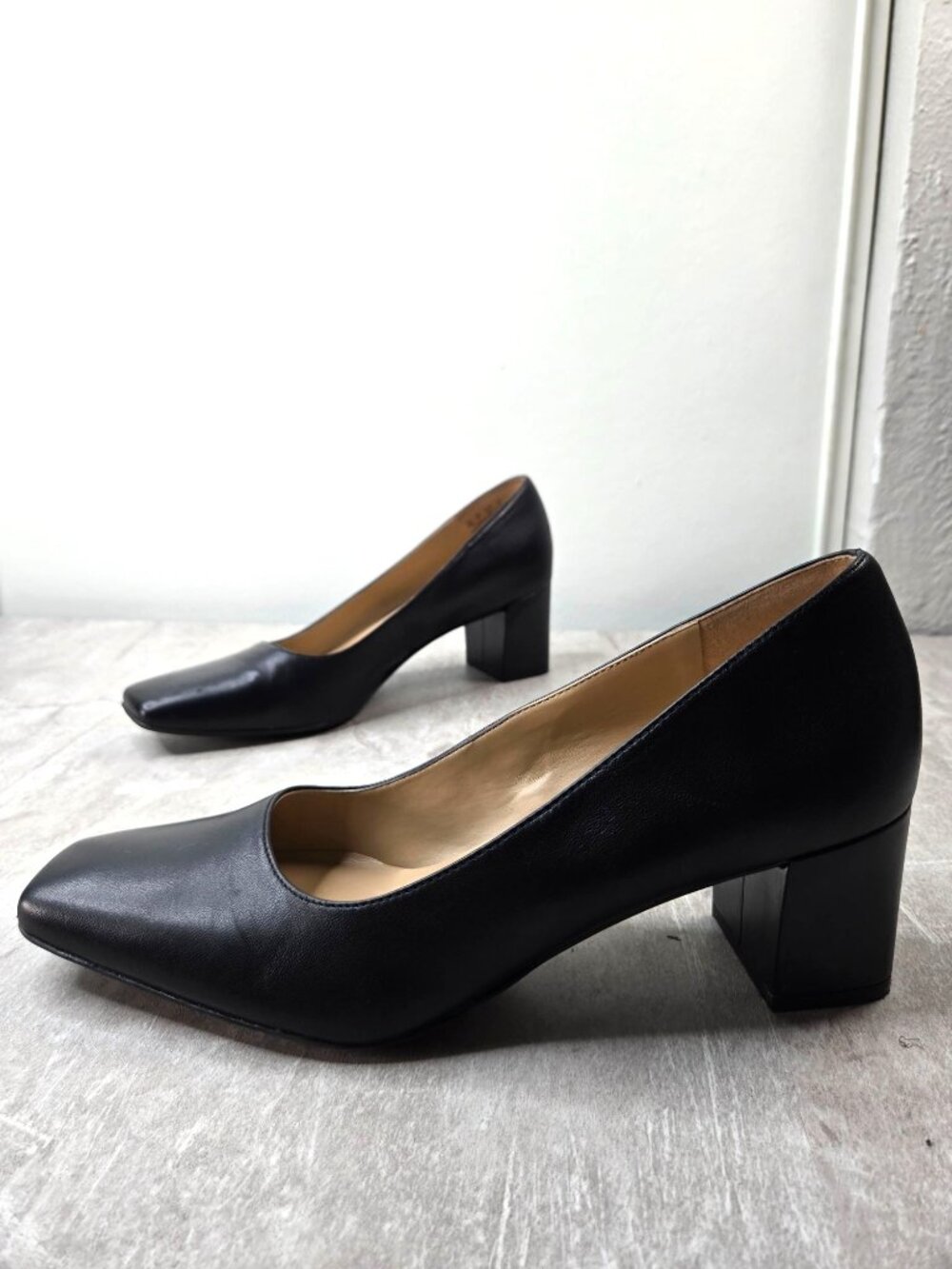 Naturalizer Comfort Pumps Sz 10 Black Leather Minimalist Block Heel Dress Shoes
